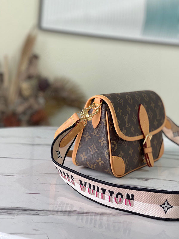 Fashion Lu-Vi bags - 5382