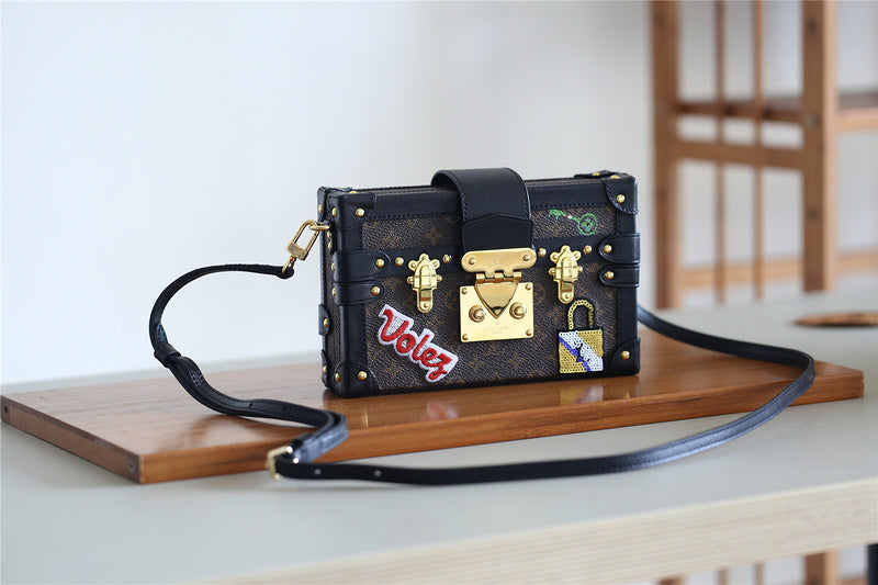 Ozarra Fashion Lu-Vi bags - 8215