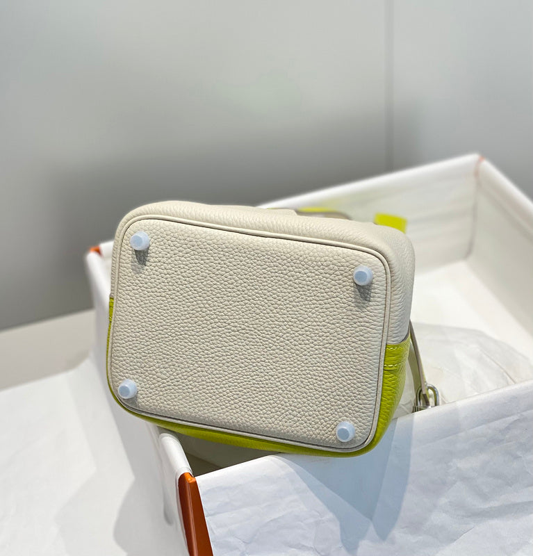 Ozarra - HMS Bags - 834
