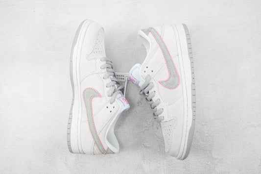 Designer SB Zoom Dunk Low Pro IW