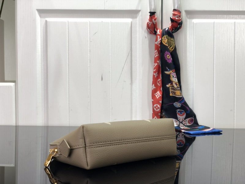 Fashion Lu-Vi bags - 3429