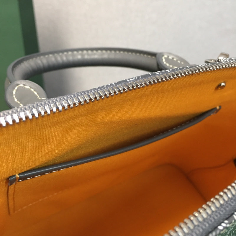 Ozarra - GOD Bags - 947