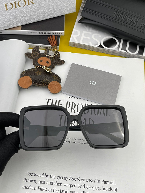 OZ - Dir Sunglasses - 111