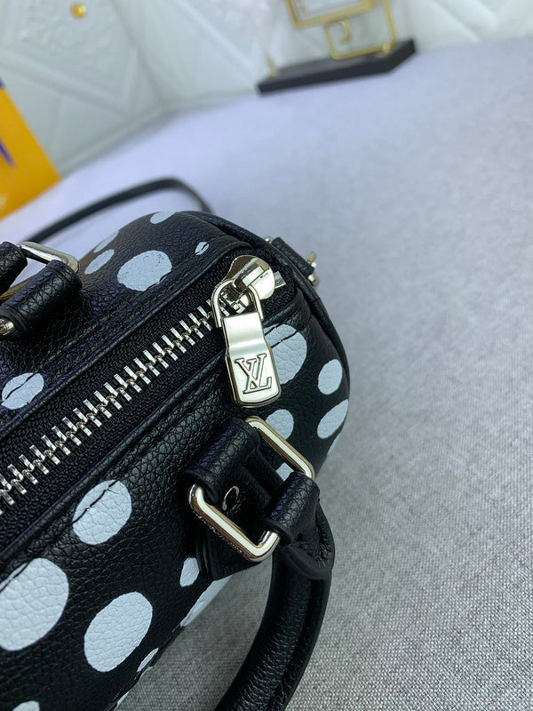 Ozarra - GUKI Women Bags - 1613