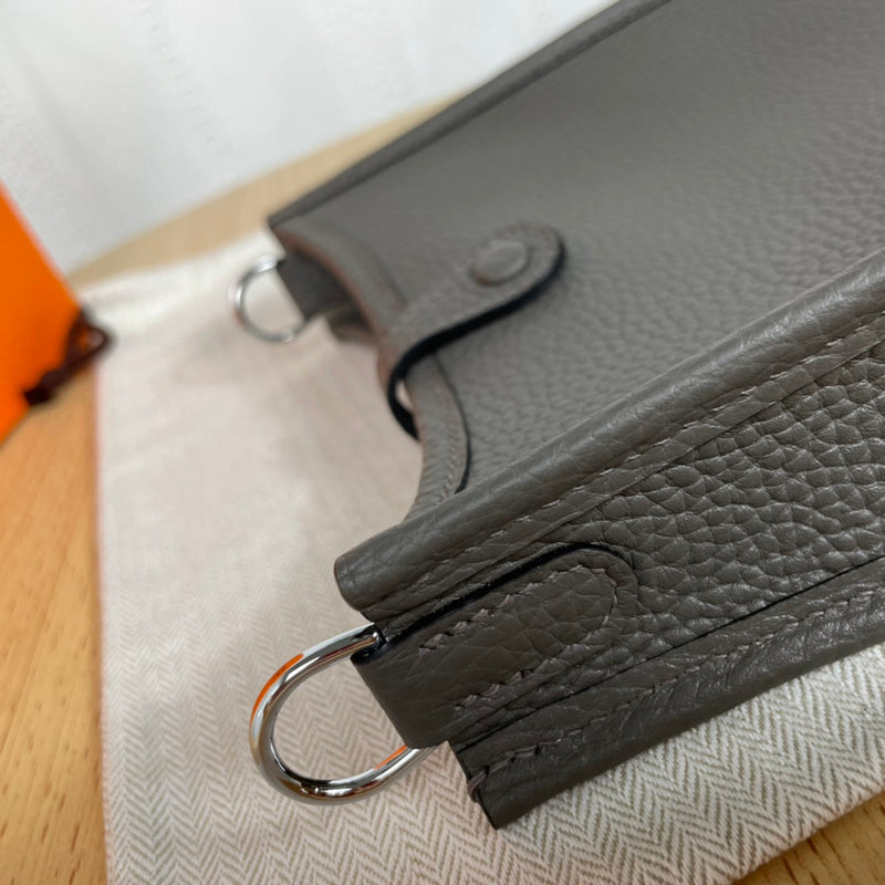 Ozarra - HMS Bags - 939