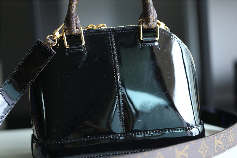 Ozarra Fashion Lu-Vi bags - 8283