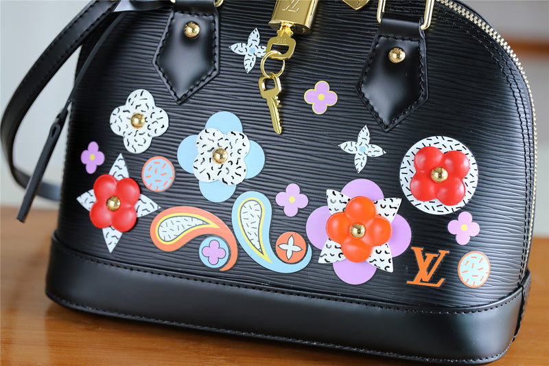 Ozarra Fashion Lu-Vi bags - 8256