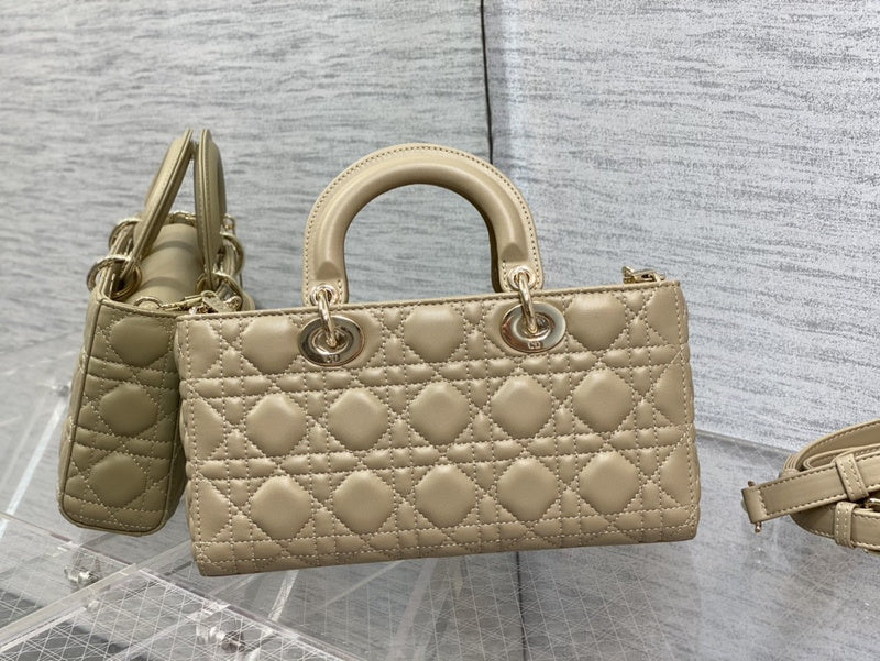 OZ - Dir Bags - 834