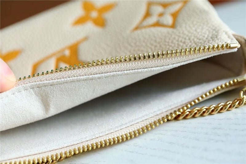 Ozarra Fashion Lu-Vi bags - 8835