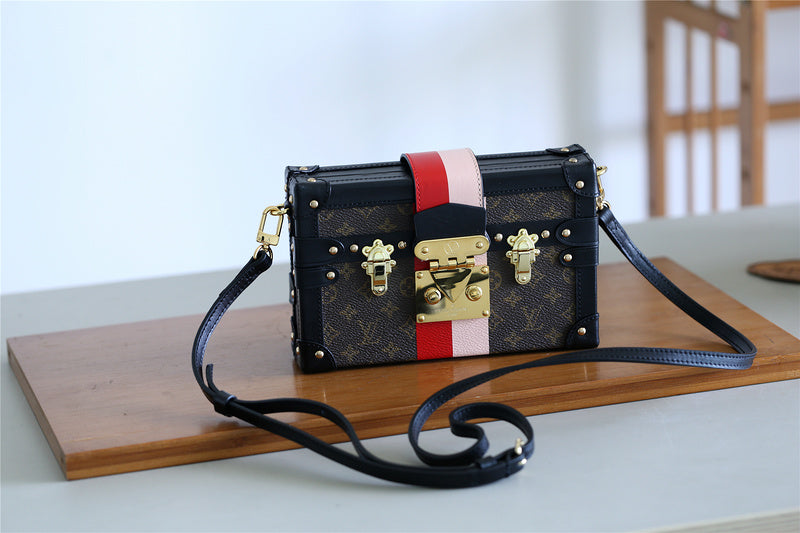Ozarra Fashion Lu-Vi bags - 8235