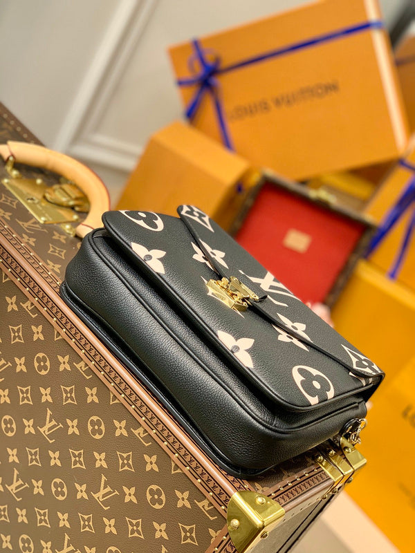 Fashion Lu-Vi bags - 3385