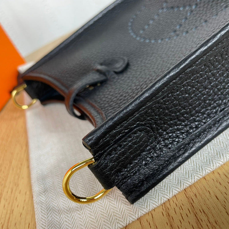 Ozarra - HMS Bags - 945