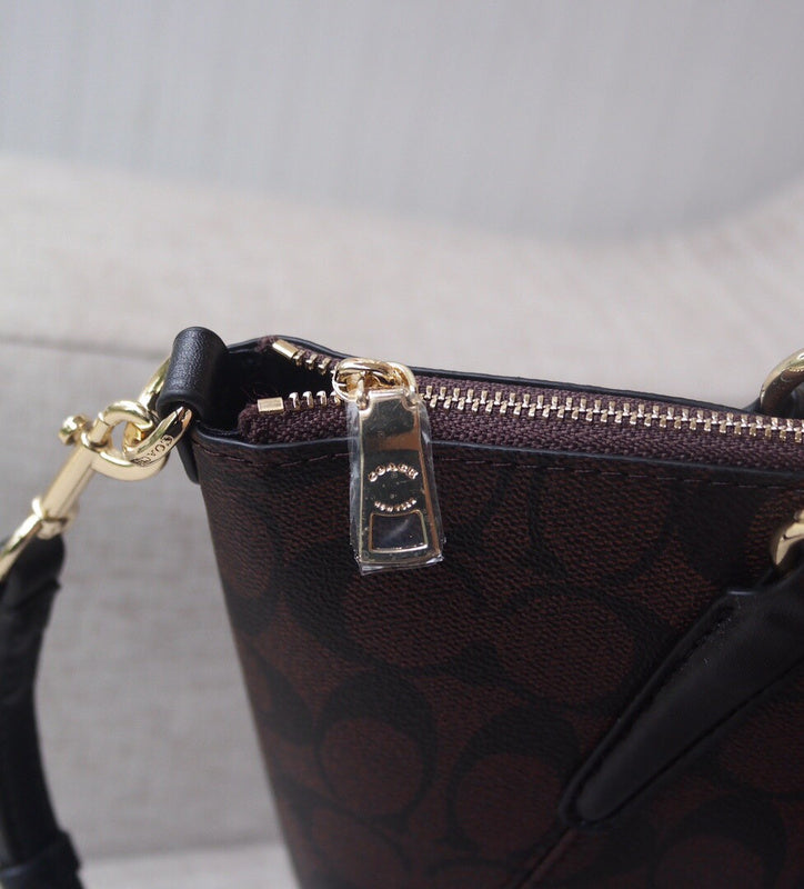 Ozarra - CAH Bags - 673