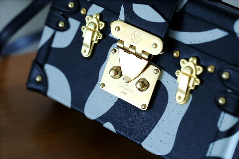 Ozarra Fashion Lu-Vi bags - 8207