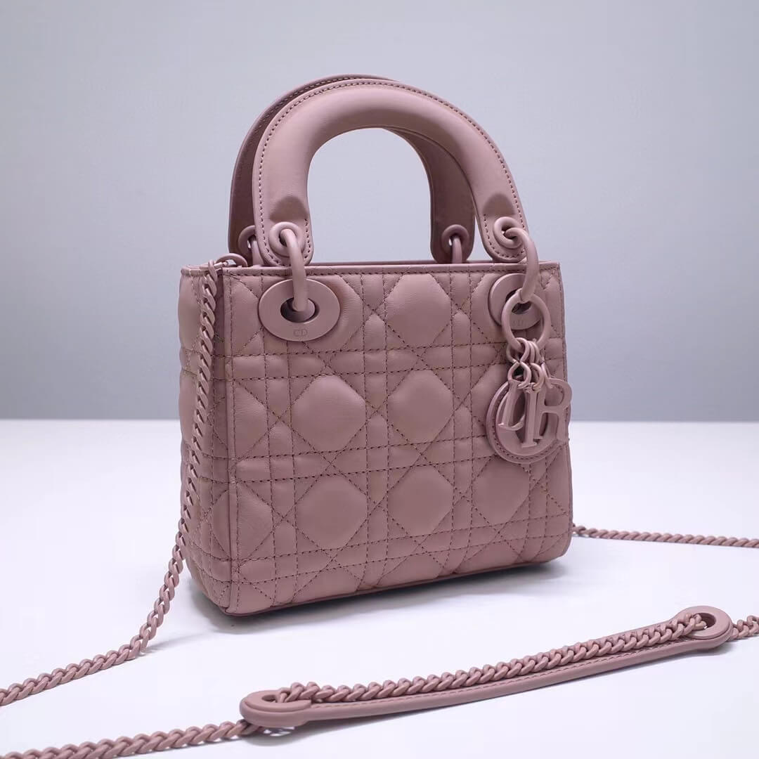 DO 44531 Mini lady classic minisize 17cm apricot