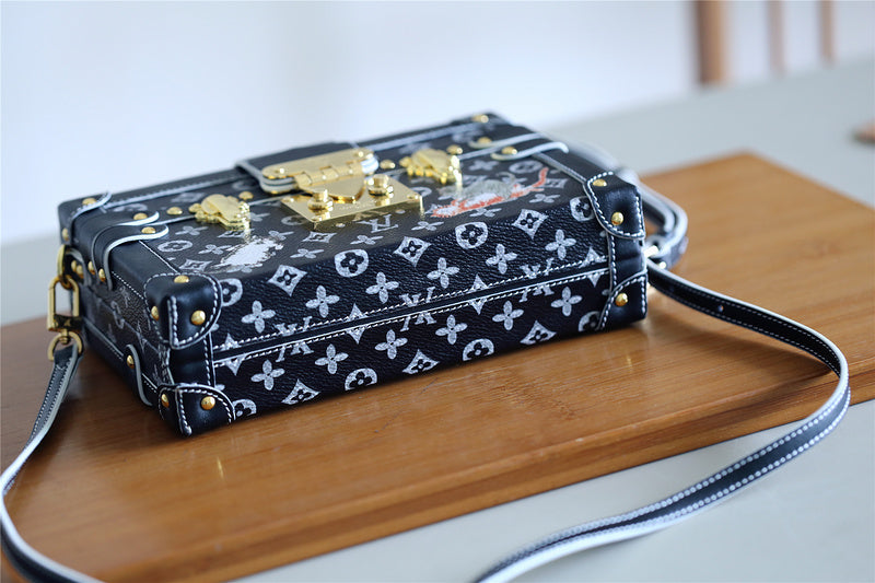 Ozarra Fashion Lu-Vi bags - 8211
