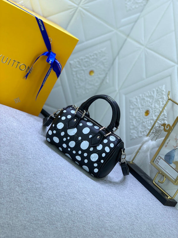 Ozarra - GUKI Women Bags - 1613