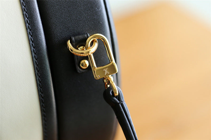 Ozarra Fashion Lu-Vi bags - 8327