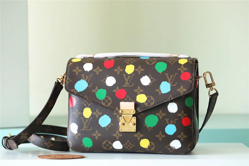 Ozarra - LUV Bags - 451