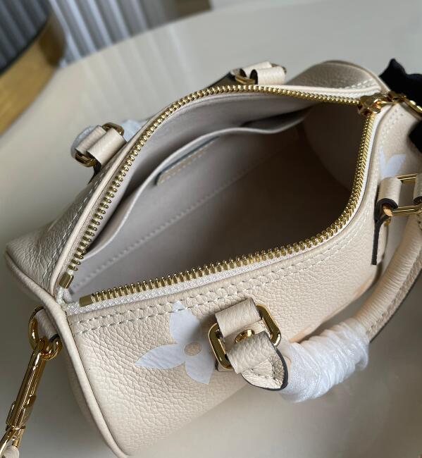 Ozarra Luxury - LOV Bags - 2497