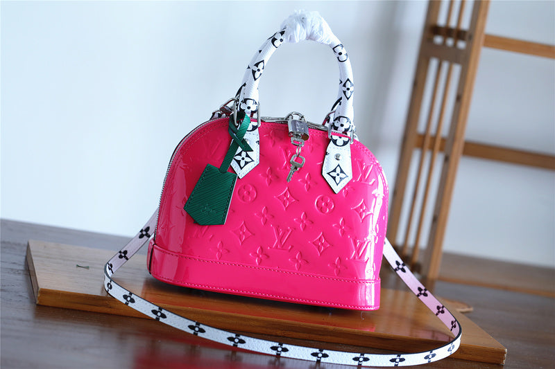 Ozarra Fashion Lu-Vi bags - 8276