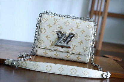 Ozarra Fashion Lu-Vi bags - 8445