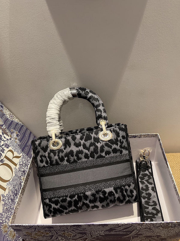 Ozarra - Dir Bags - 2595