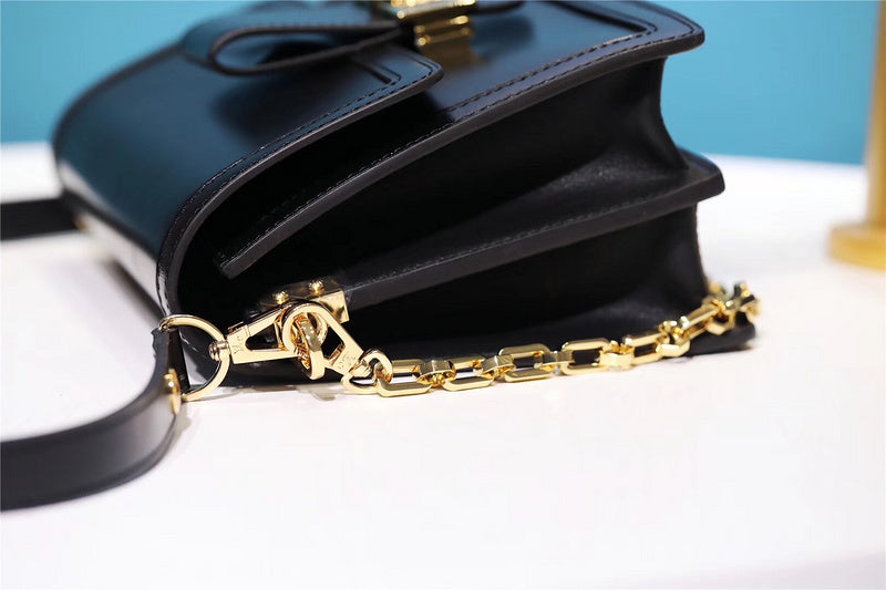Ozarra Fashion Lu-Vi bags - 8127