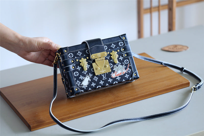 Ozarra Fashion Lu-Vi bags - 8211