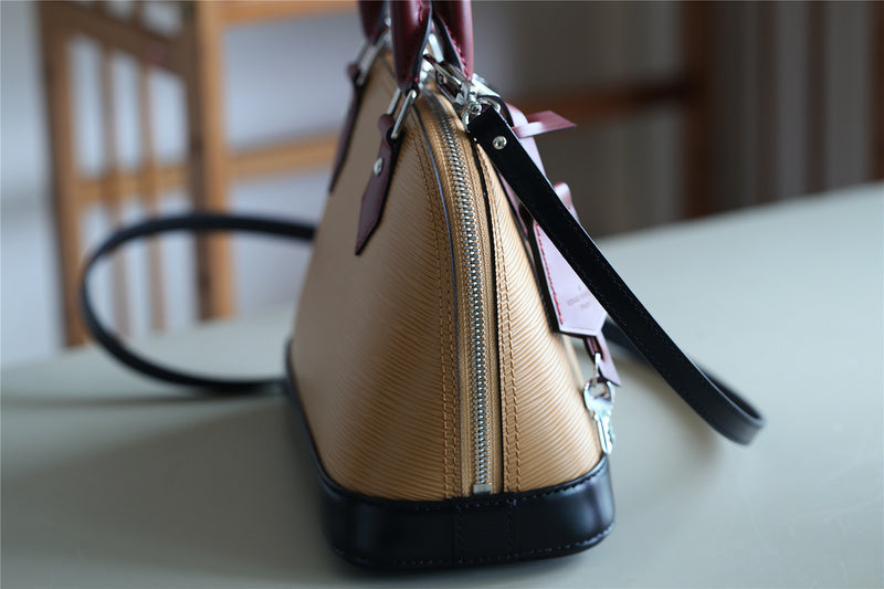 Ozarra Fashion Lu-Vi bags - 8263