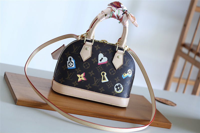 Ozarra Fashion Lu-Vi bags - 8257