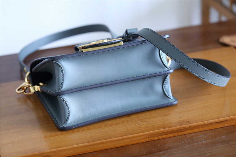 Ozarra Fashion Lu-Vi bags - 8121