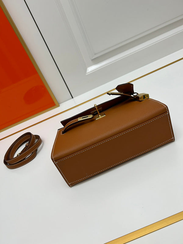 Ozarra - HMS Bags - 053
