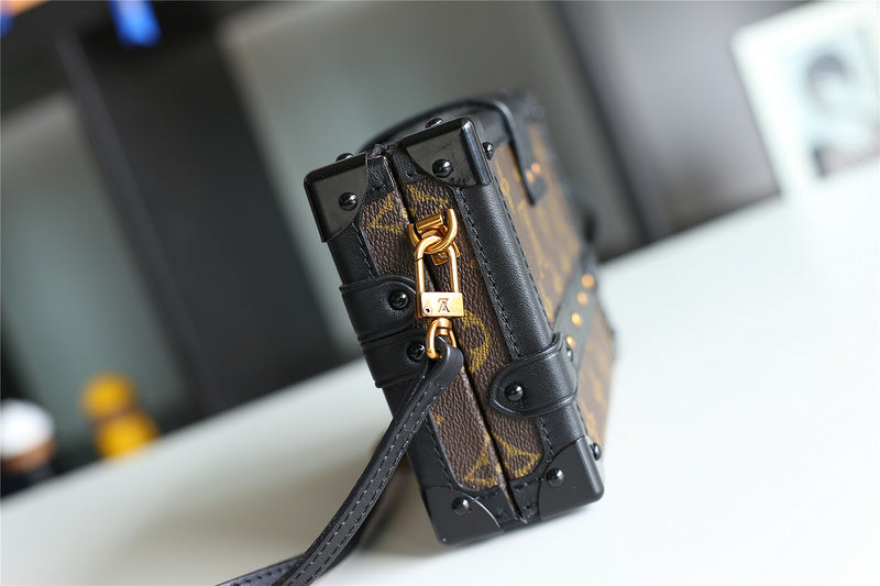 Ozarra Fashion Lu-Vi bags - 8238