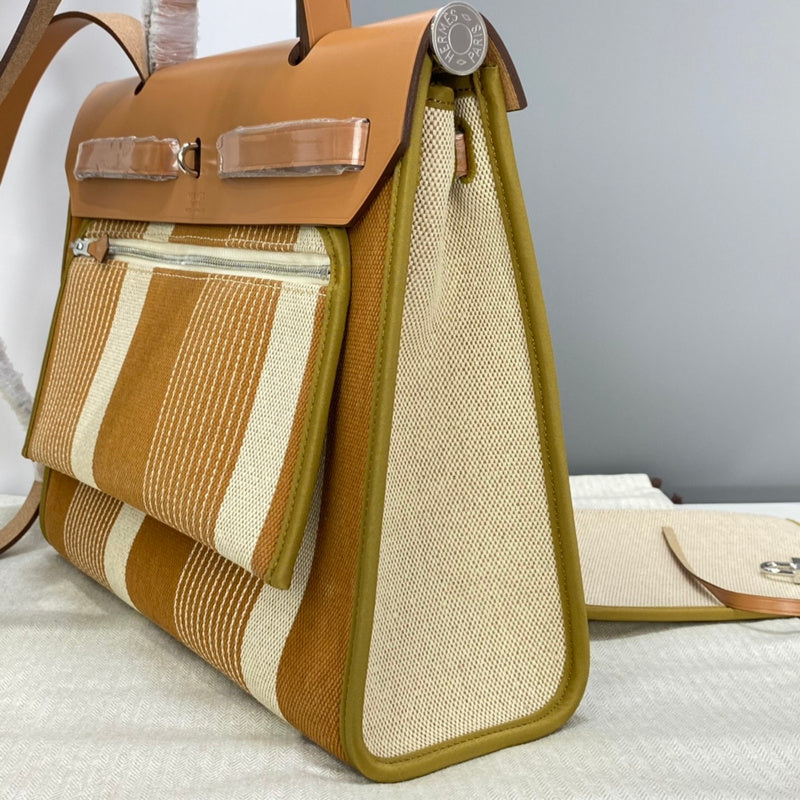Ozarra - HMS Bags - 063