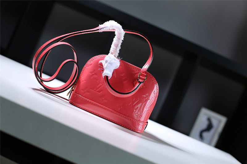 Ozarra Fashion Lu-Vi bags - 8302