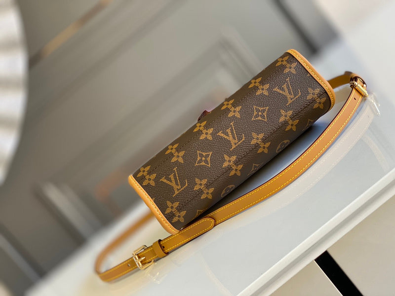 Ozarra Fashion Lu-Vi bags - 17005
