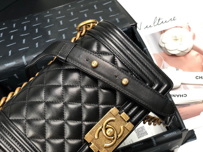 Ozarra - CHL Bags - 7470