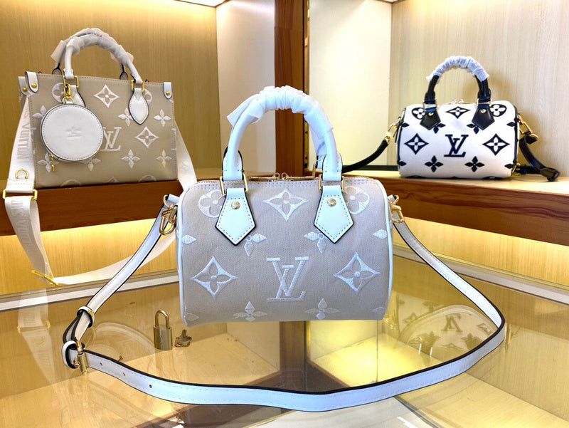 Ozarra - GUKI Women Bags - 1373