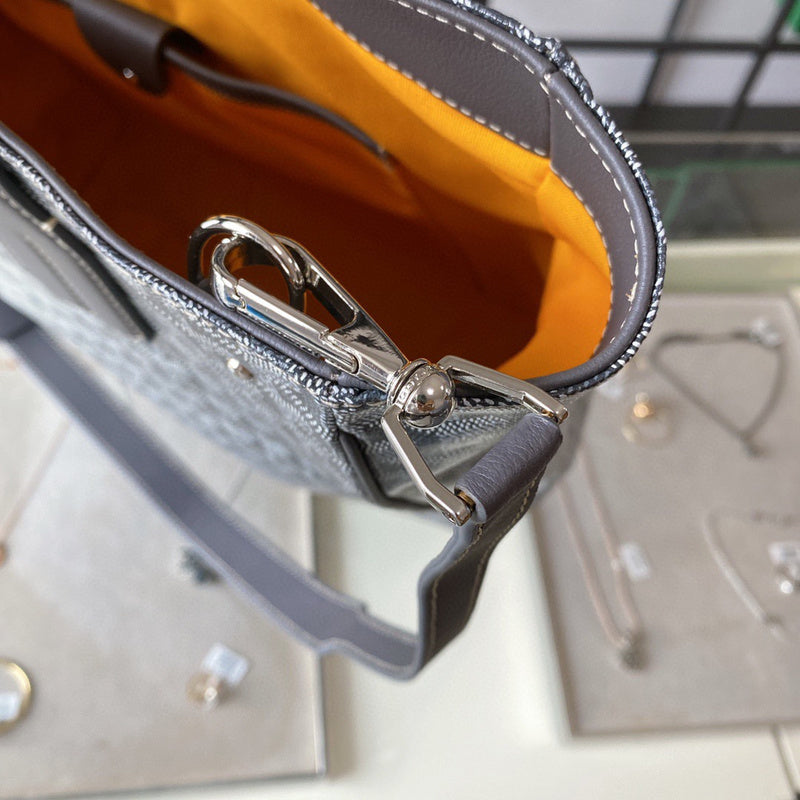 Ozarra - GOD Bags - 108