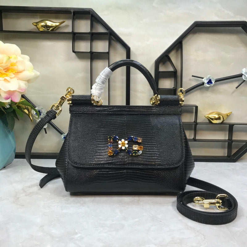 Ozarra - DG Bags - 002