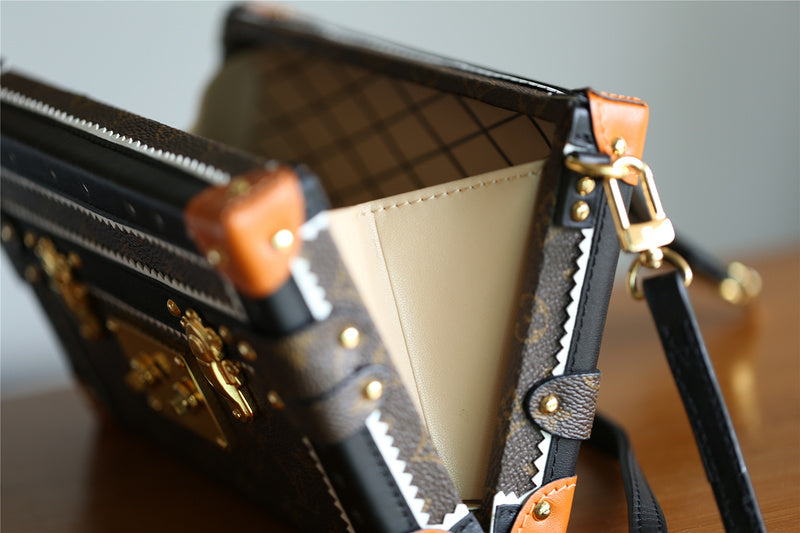 Ozarra Fashion Lu-Vi bags - 8236