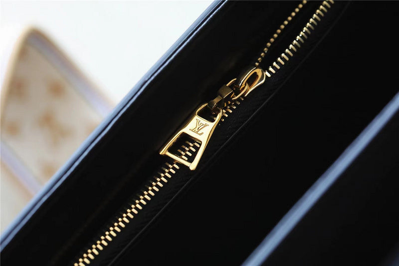 Ozarra - LUV Bags - 536