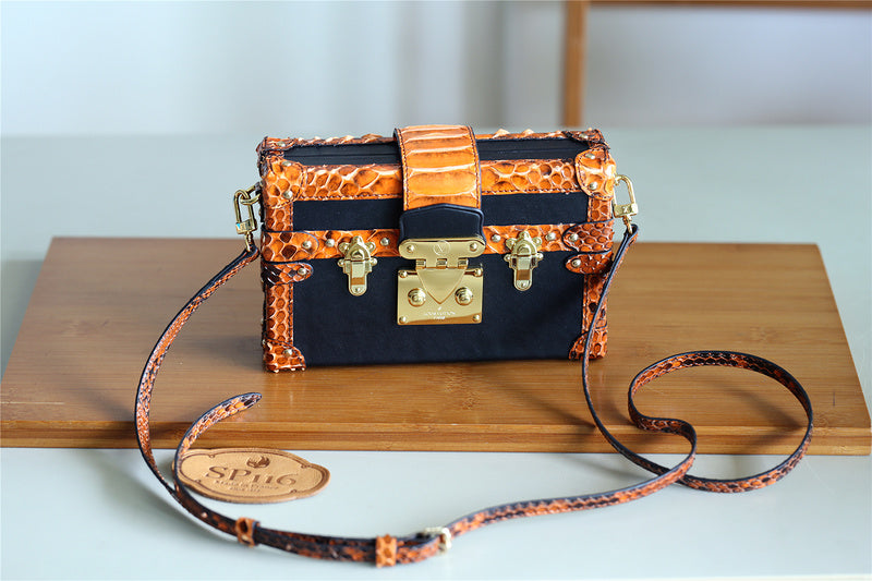 Ozarra Fashion Lu-Vi bags - 8241