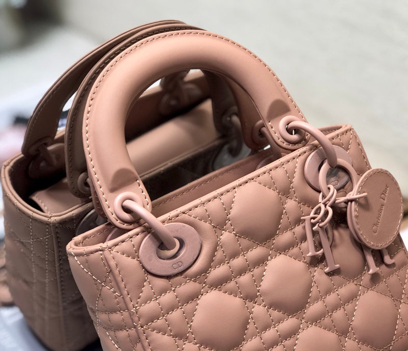 OZ - Dir Bags - 738