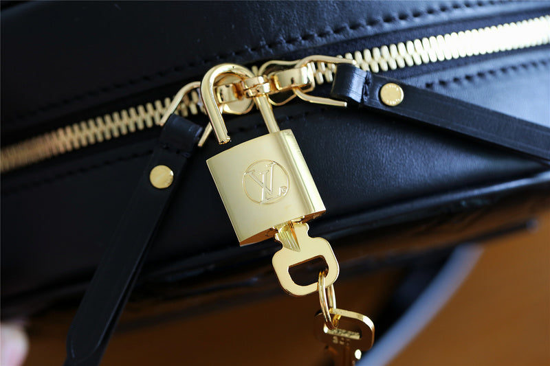 Ozarra Fashion Lu-Vi bags - 8335