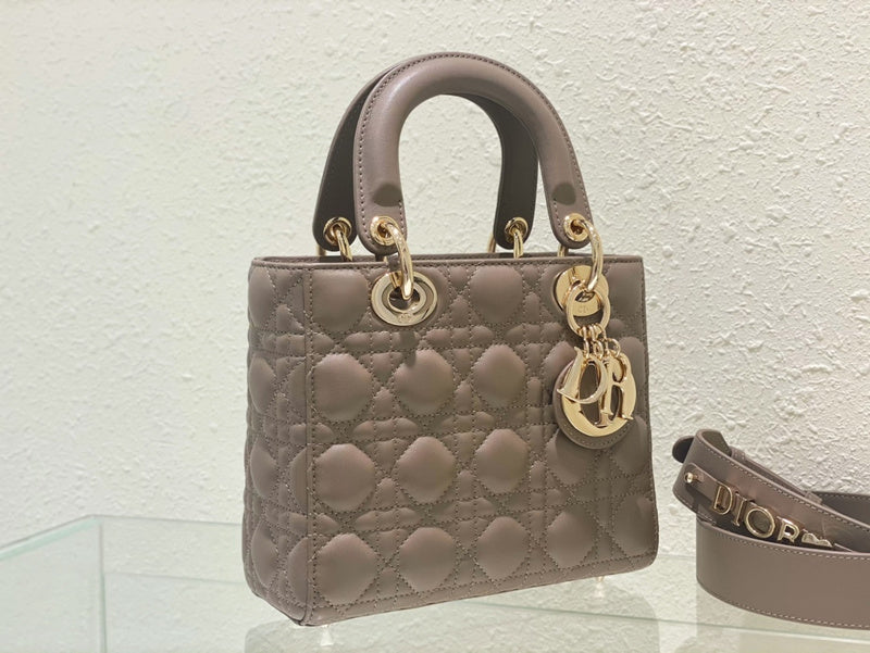 OZ - Dir Bags - 1090