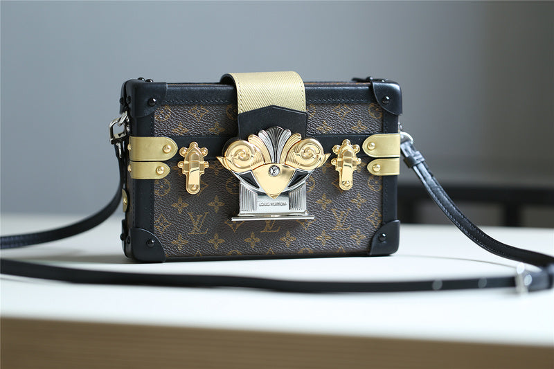 Ozarra Fashion Lu-Vi bags - 8230