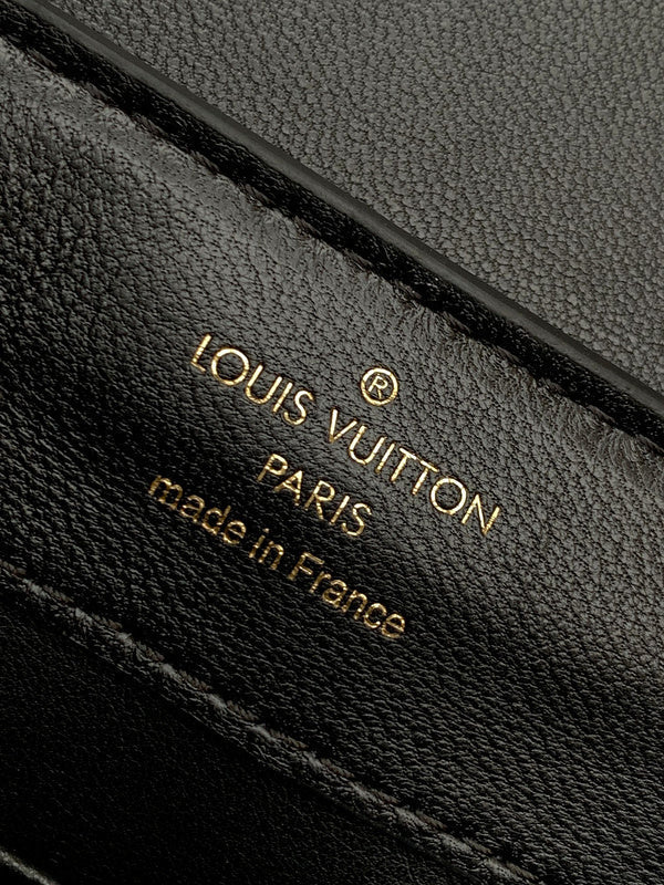 Fashion Lu-Vi bags - 3340