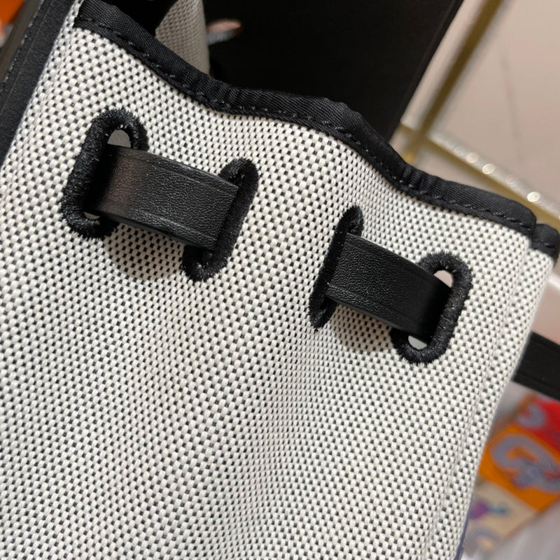 Ozarra - HMS Bags - 061
